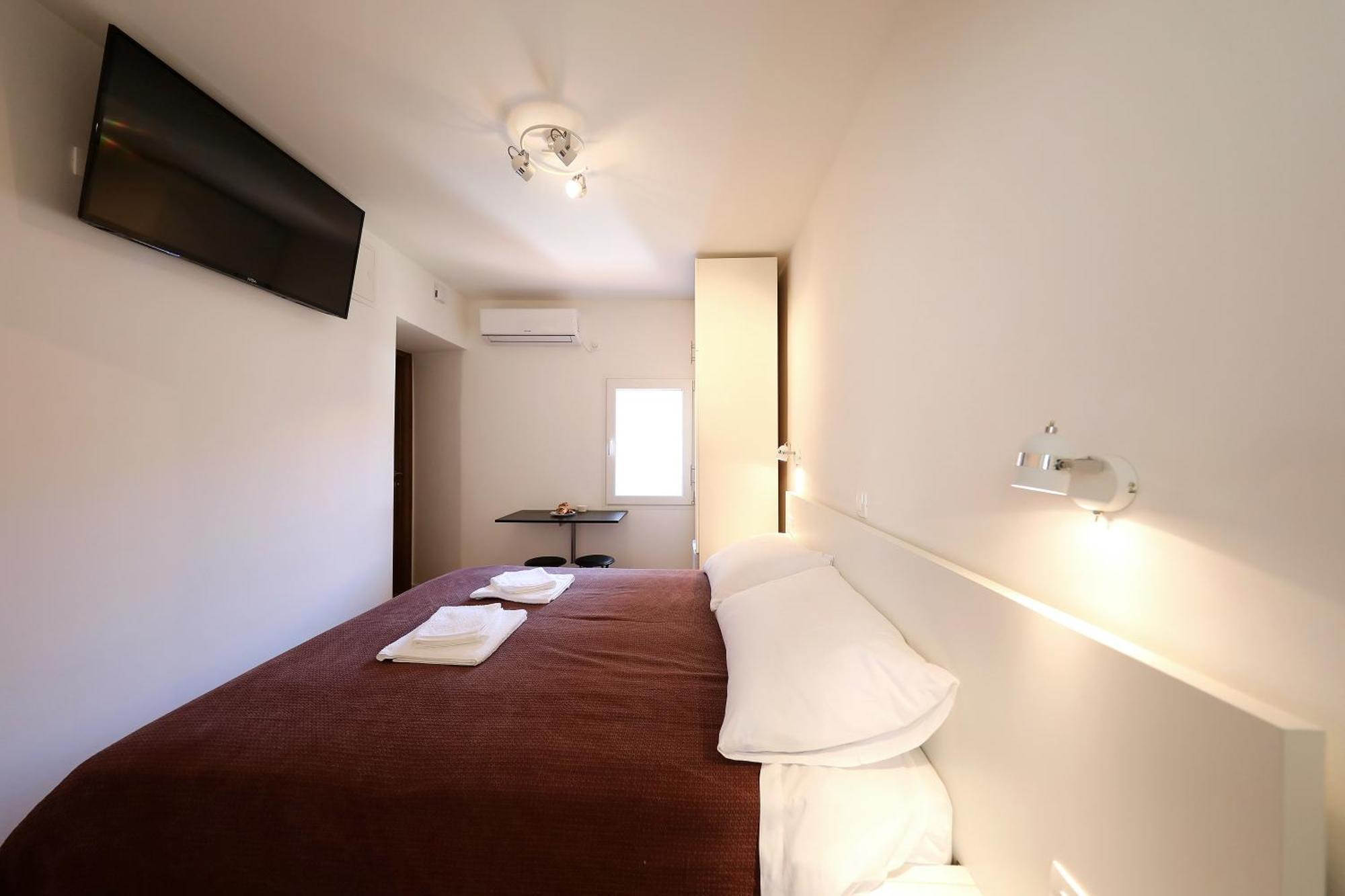 Piccola Pyrotima Apartment Zadar Exterior photo