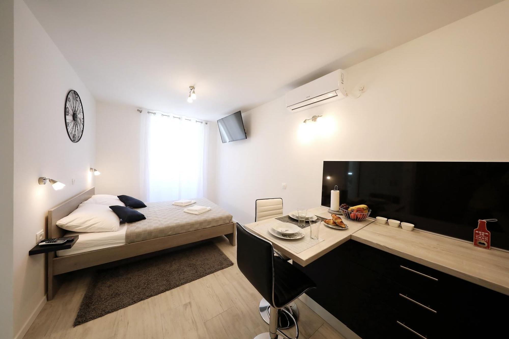 Piccola Pyrotima Apartment Zadar Exterior photo