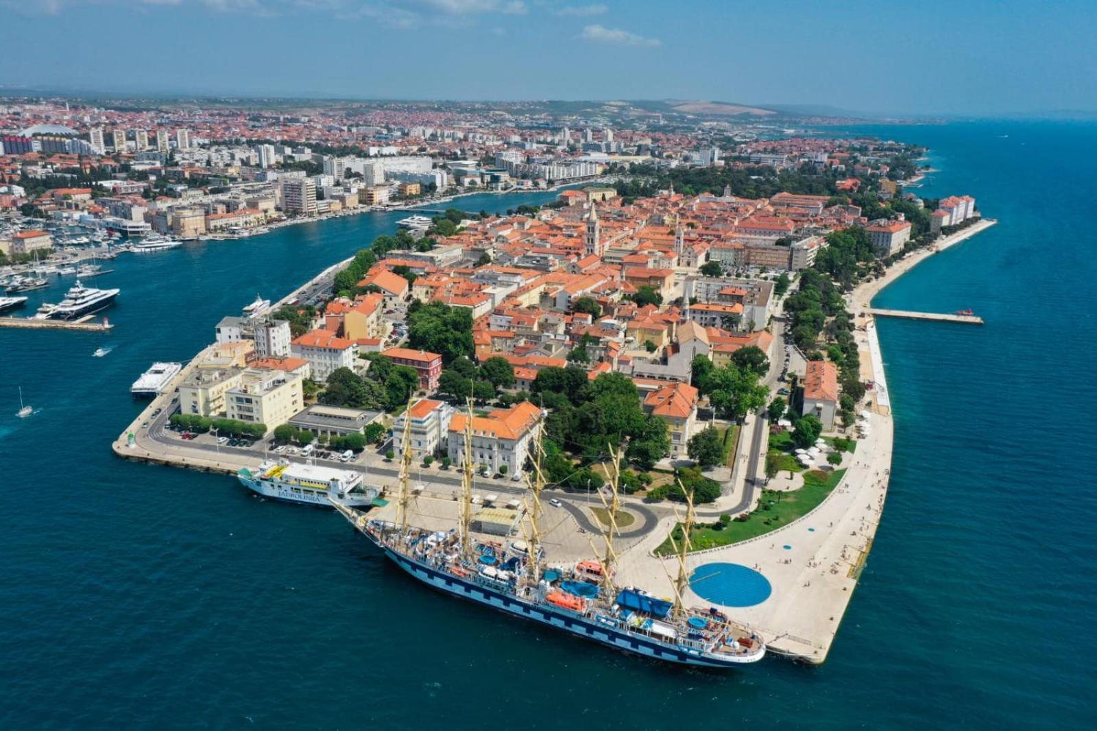 Piccola Pyrotima Apartment Zadar Exterior photo