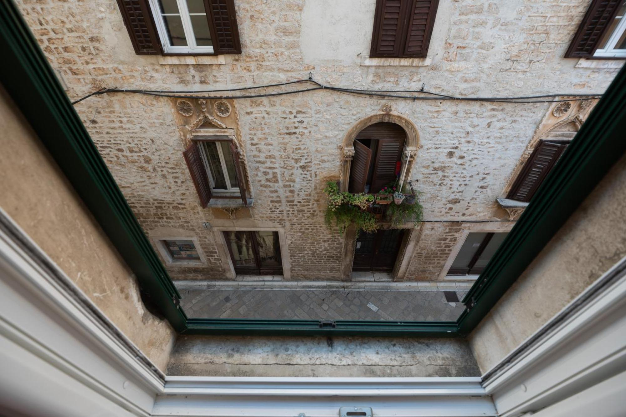 Piccola Pyrotima Apartment Zadar Exterior photo